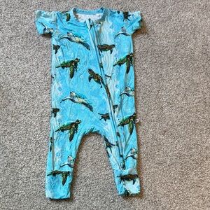 Bums & Roses Sea Turtle Print One-Piece in Light Blue - Kid's Zipper Romper